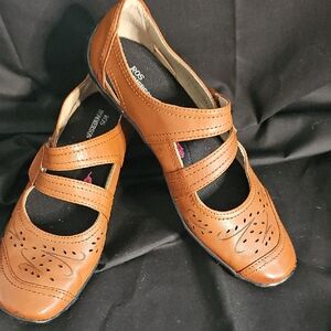 Ros Hommerson "CHELSEA" SZ 6.5N  Women's Brown Mary Jane Shoes